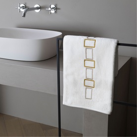 Bold Embroidered Towel Ivory