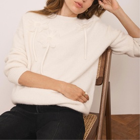 Floral Appliqu&eacute; Sweater