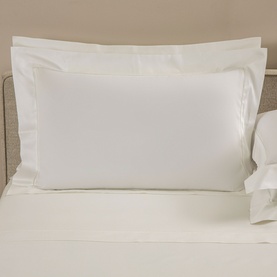 Ajour Sateen Oxford Pillowcase Milk