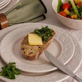 Acorn Side Plate 21cm