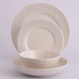 Acorn Side Plate 21cm