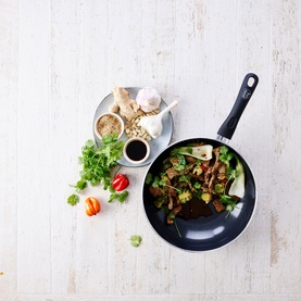 Aluminium Non-Stick Wok 28cm
