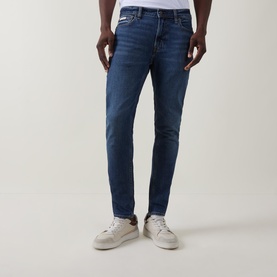 Mid-Rise Tapered Slim Leg Jeans