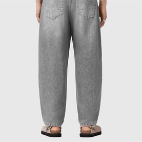 Curve Barrel Leg Jeans