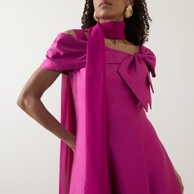 Bow Appliqu&eacute; Flared Dress
