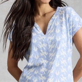Nelly Printed Notch T-Shirt