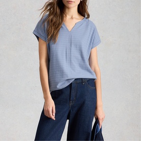 Nelly Notch Textured T-Shirt