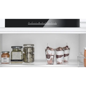 134L Built-under Larder Fridge