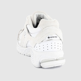 2002 Trainers