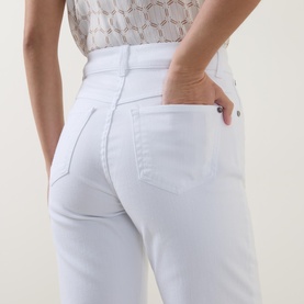 Cropped Straight Leg Jeans