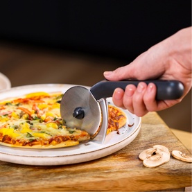 Pizza & Pastry Cutter