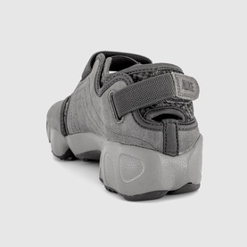 Air Rift Trainers