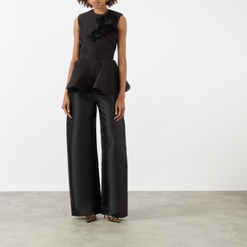 Floral Appliqu&eacute; Peplum Top