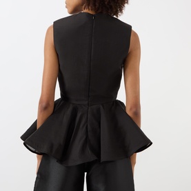 Floral Appliqu&eacute; Peplum Top