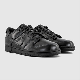Dunk Low Retro SE Trainers