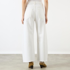 Low Curve Tapered Wide Leg Jeans