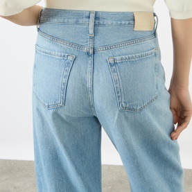 Miro Barrel-Leg Jeans