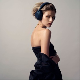 WH1000 Mark 6 Noise Cancelling Bluetooth Over Ear Headphones Midnight Blue