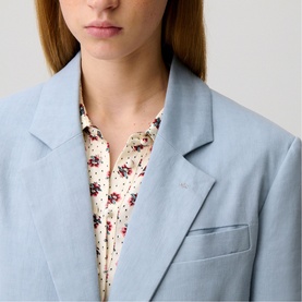 Single-Breasted Tailored Blazer