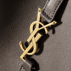 Le 5 A 7 Shoulder Bag