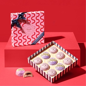 10-Piece Assorted Chocolates in Gift Box 156g