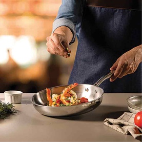 Grano 3-Ply Frying Pan & Spatula Two-Piece Set 26cm