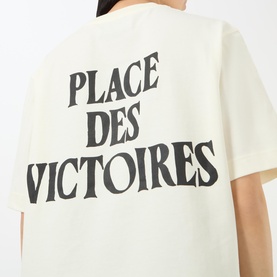 Place des Victoires Logo T-Shirt