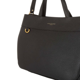 Selena Grained Shoulder Bag