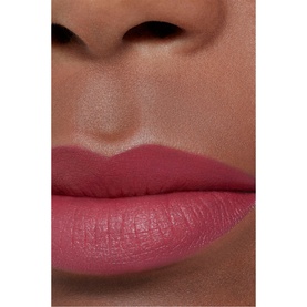 Close-up of lips wearing CHANEL Rouge Allure Velvet Luminous Matte Lip Colour in a matte rosy pink shade