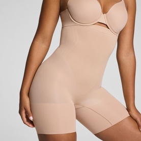SPANXsculpt&trade; OnCore High-Waisted Mid-Thigh Short