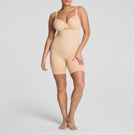 SPANXsculpt&trade; GoFigure High-Waisted Mid-Thigh Short