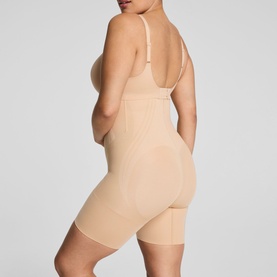 SPANXsculpt&trade; GoFigure High-Waisted Mid-Thigh Short