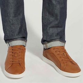 Traces Lace-Up Trainers