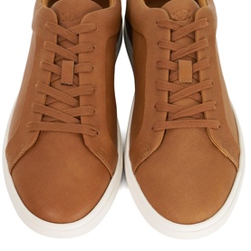 Traces Lace-Up Trainers