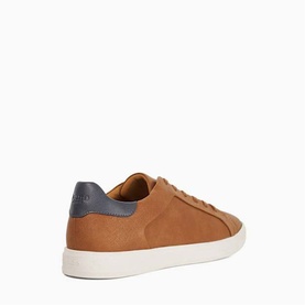 Traces Lace-Up Trainers