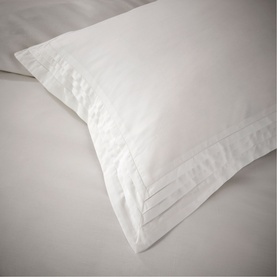 200 Thread Count Oxford Pleat Duvet Set White