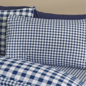 Catherine Lansfield Bamford Gingham Duvet Set in Navy, showing navy and white checked pillowcases and sheet detail