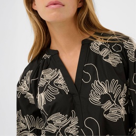 Vinie Embroidered Blouse