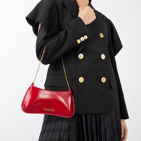 Le Petit Bisou Chain Shoulder Bag