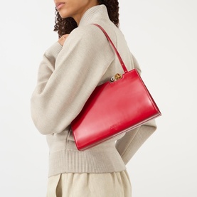 Le Salon Shoulder Bag