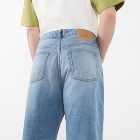 Large Straight Leg Jeans