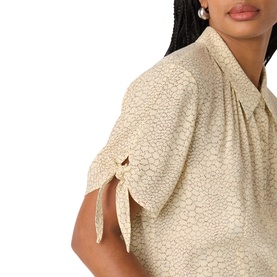 Dashed Marks Tie Casual Shirt