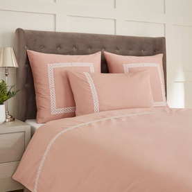 400 Thread Count Celtic Knot Square Pillowcase Pair Pink on White