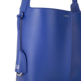 Bilbao Medium Bucket Bag