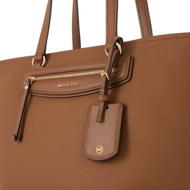 Jet Set Medium Tote Bag