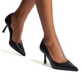 Vena 017 Court Heels