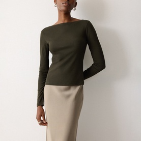 Ribbed Long-Sleeved Top
