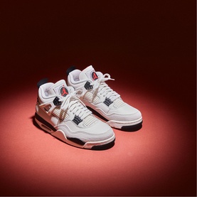 Air Jordan 4 Retro Trainers