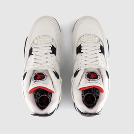 Air Jordan 4 Retro Trainers