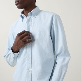 Model wearing Boss Black Casual Open Blue cotton casual shirt with button-down collar and small chest logo embroidery
